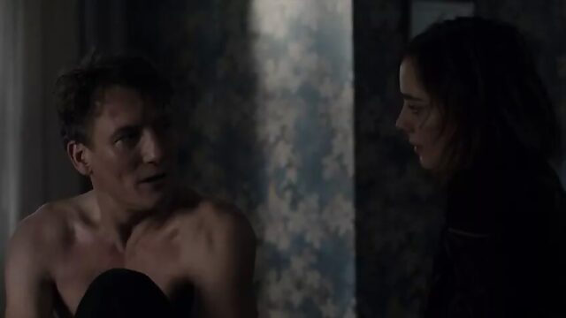 Dark S01E01 - Sex Scene