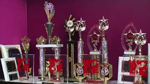 Dance Moms s2e09 [Topless Showgirls] (запрещенный выпуск)