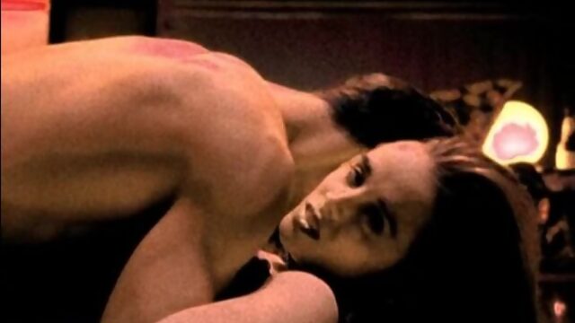 Nancy-Ann Michaud Nude - The Hunger - s02e09 (US-UK-CA 1999)