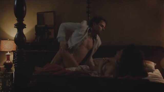 Лоренца Иззо (Lorenza Izzo hot scenes in "Panhandle" s01e02 2022)